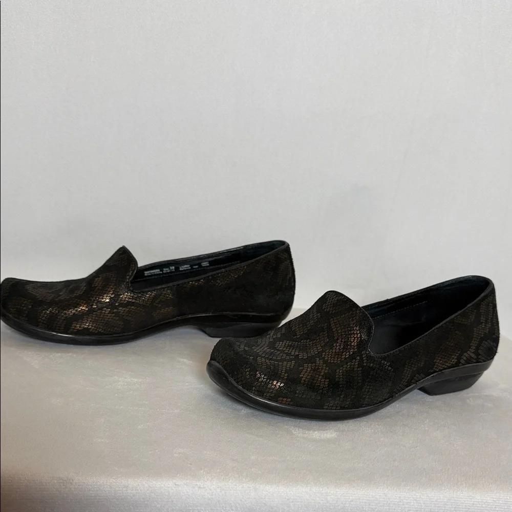 Dansko olivia bronze